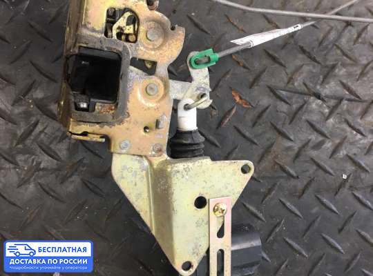 Замок боковой двери на Mitsubishi Carisma