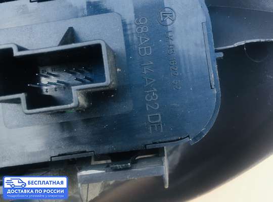Блок управления стеклоподъёмниками на Ford Focus I