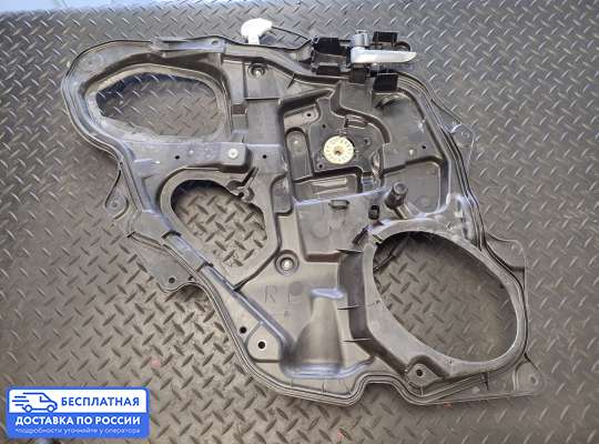 Стеклоподъемник электрический на Mazda 3 I (BK)