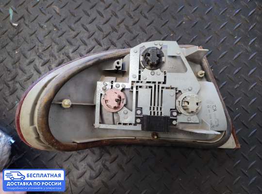 Фонарь задний на Mercedes-Benz E (W210)