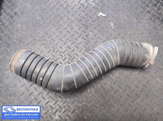 Гофра (патрубок) воздушного фильтра на Volkswagen Passat B3 (35i)