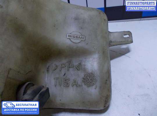 Бачок омывателя на Nissan Terrano II R20