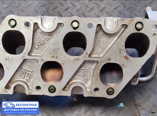 Рампа (рейка) топливная на Opel Vectra A