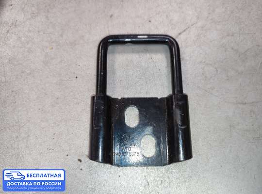 Замок багажника на Volkswagen Caddy III (2K)