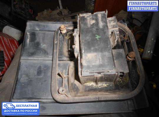 Фонарь крышки багажника на Volkswagen Passat B3 (35i)