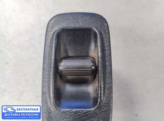Кнопки стеклоподьемника на Toyota Carina E T19