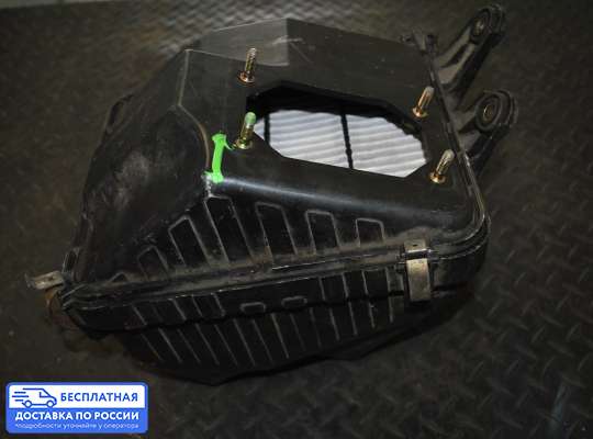 Корпус воздушного фильтра на Mitsubishi Galant VIII (EA)