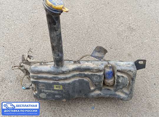 Бачок омывателя на Opel Omega B