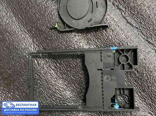 Подстаканник на Audi A4 (8E/8H, B6)