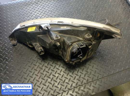 Фара передняя на Ford Focus I