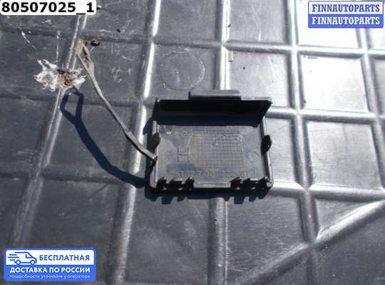 Решетка (заглушка) бампера на BMW 7 (F01/F02)