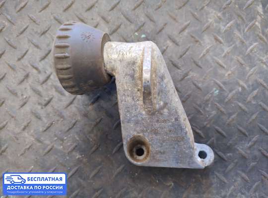 Кронштейн ДВС (лапа) на Audi A6 (C4)