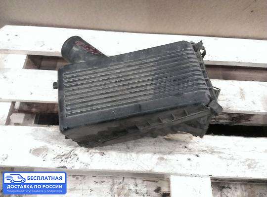 Корпус воздушного фильтра на Toyota Carina E T19
