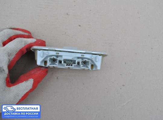 Фонарь салона (плафон) на Citroen Xsara Picasso