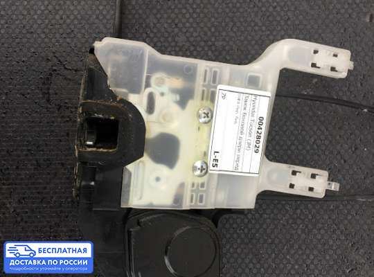 Замок боковой двери на Hyundai Tucson I (JM)