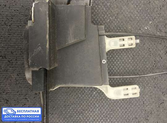 Замок боковой двери на Hyundai Tucson I (JM)