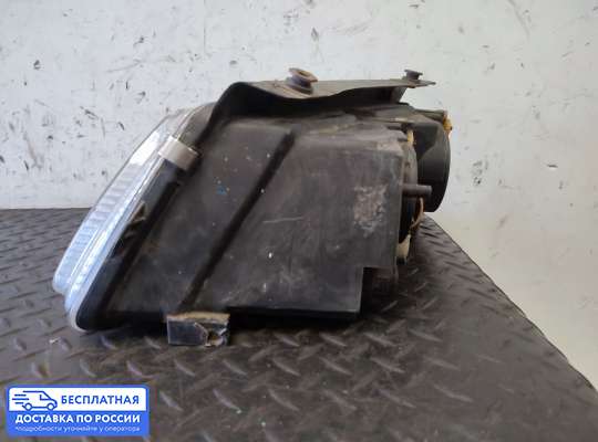 Фара передняя на Volkswagen Passat B5 (3B)