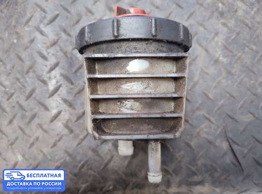 Бачок гидроусилителя на Volkswagen Transporter T4