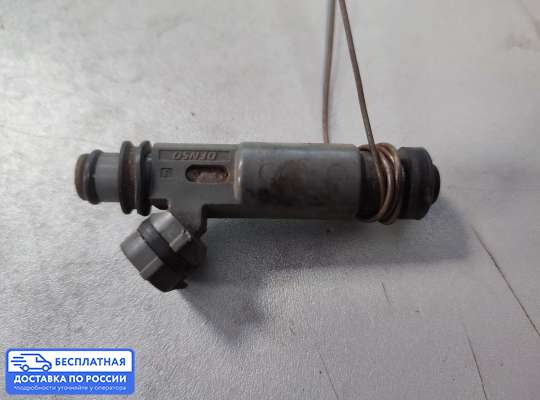 Форсунка топливная на Mazda 323 (BA) 323C/ 323F/ 323S/ 323P