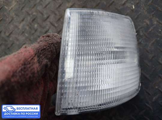 Поворотник передний на Volkswagen Passat B3 (35i)
