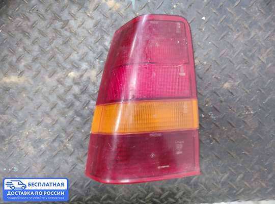 Фонарь задний на Opel Kadett E