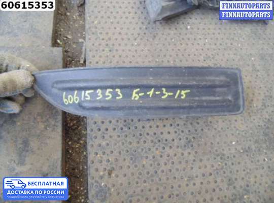 Решетка (заглушка) бампера на Toyota Corolla 9 (E120)