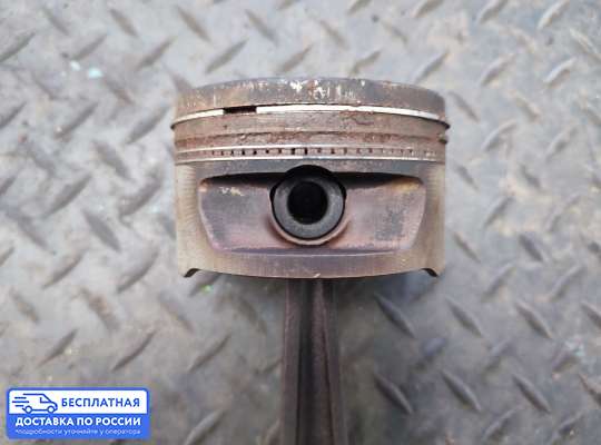 Поршневая группа (поршень, шатун) на Opel Astra F