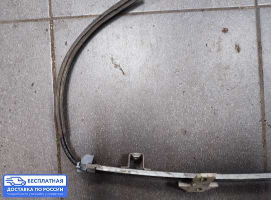 Стеклоподъемник механический на Volkswagen Passat B2 (32B)