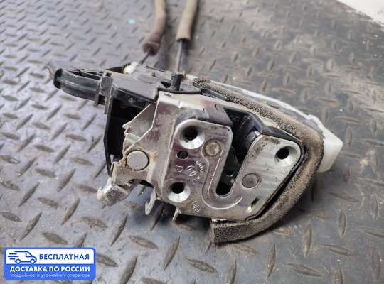 Замок боковой двери на Nissan Teana II (J32)
