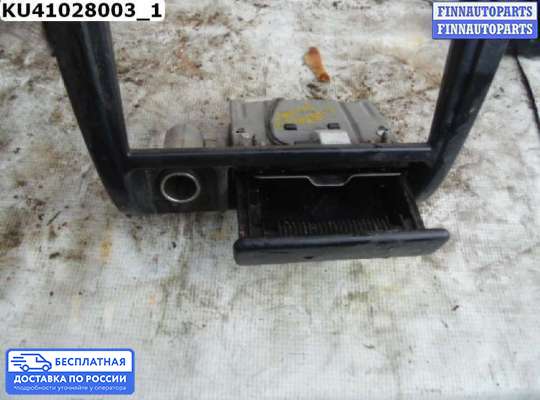 Консоль салона на Subaru Forester I (SF)