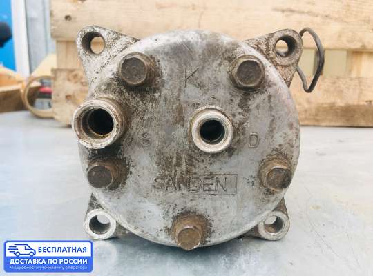 Компрессор кондиционера на Volkswagen Golf III (1H)