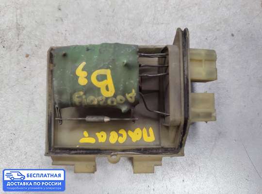 Резистор (сопротивление) отопителя на Volkswagen Passat B3 (35i)