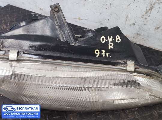 Фара передняя на Opel Vectra B