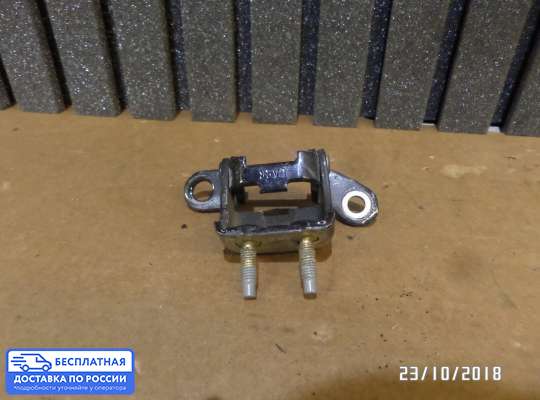 Петля двери на Honda CR-V II (RD_)