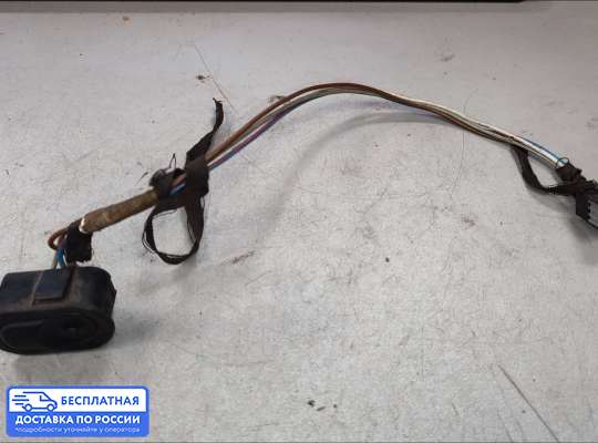 Кнопки стеклоподьемника на Opel Omega B