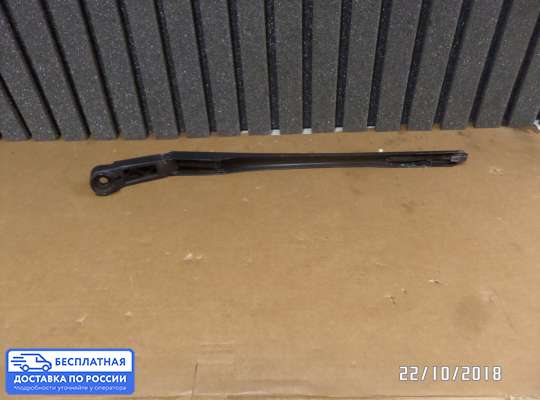 Поводок дворника на Honda Civic VIII (4D, 5D)