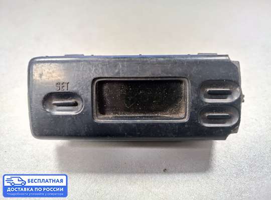Часы на Opel Monterey A