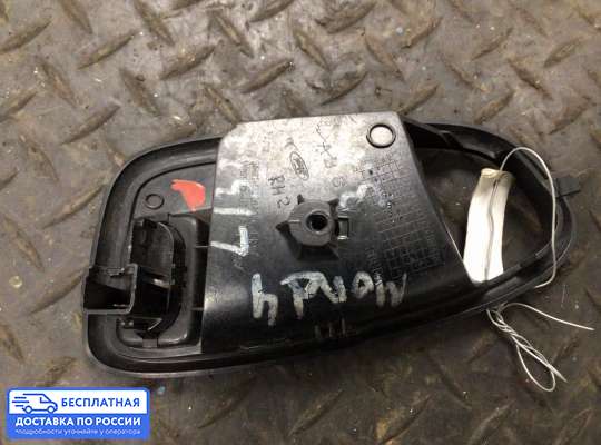 Кнопки стеклоподьемника на Ford Mondeo IV