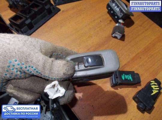 Кнопки стеклоподьемника на Kia Sportage I (JA, K00)