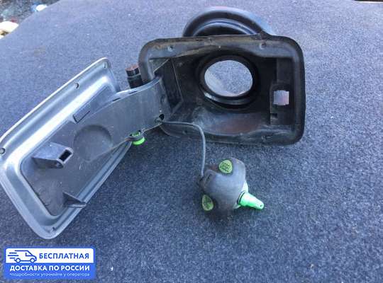 Лючок бензобака на BMW 3 (E90/E91/E92/E93)