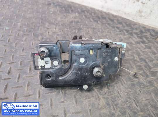Замок боковой двери на Volkswagen Golf Plus (5M1)