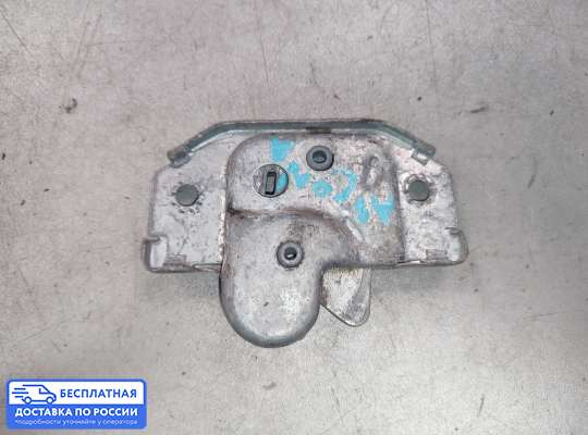 Замок багажника на Opel Kadett E