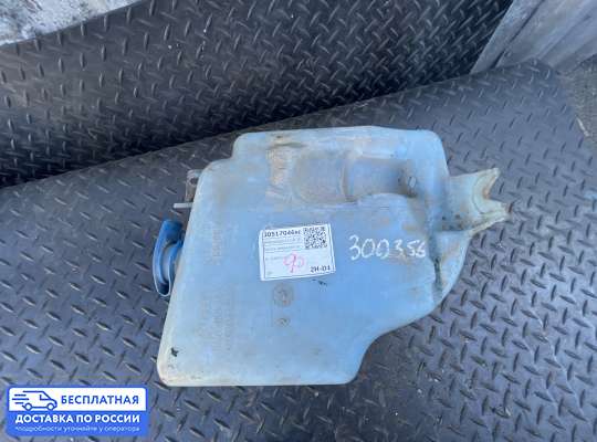 Бачок омывателя на Volkswagen Golf III (1H)