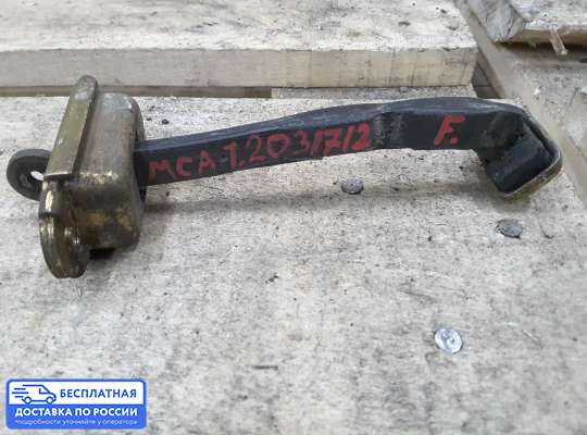 Ограничитель двери на Mitsubishi Carisma