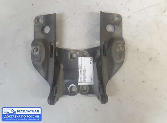 Петля капота на Nissan Navara / PickUp (D40)