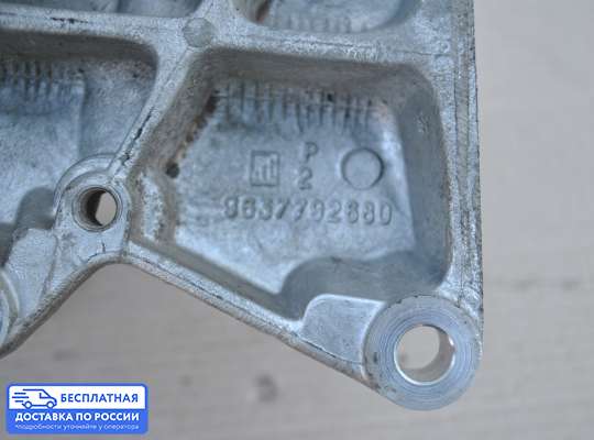 Кронштейн прочее на Citroen Xsara Picasso