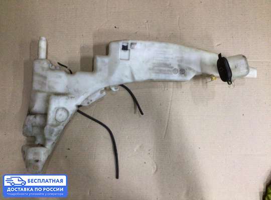 Бачок омывателя на Ford Focus I