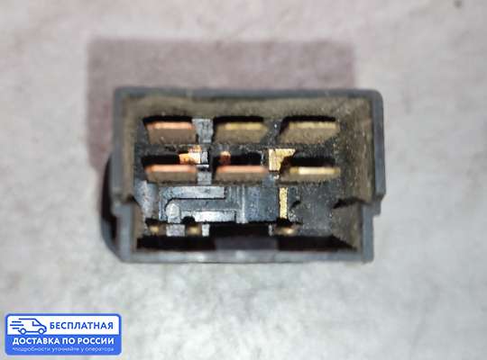 Кнопка аварийной остановки на Nissan Primera (P10)