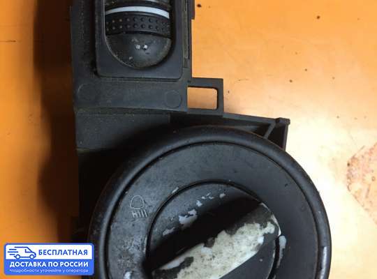 Переключатель света на Volkswagen Touareg I (7L)