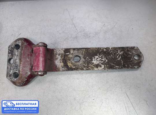 Петля крышки багажника на Nissan Terrano II R20
